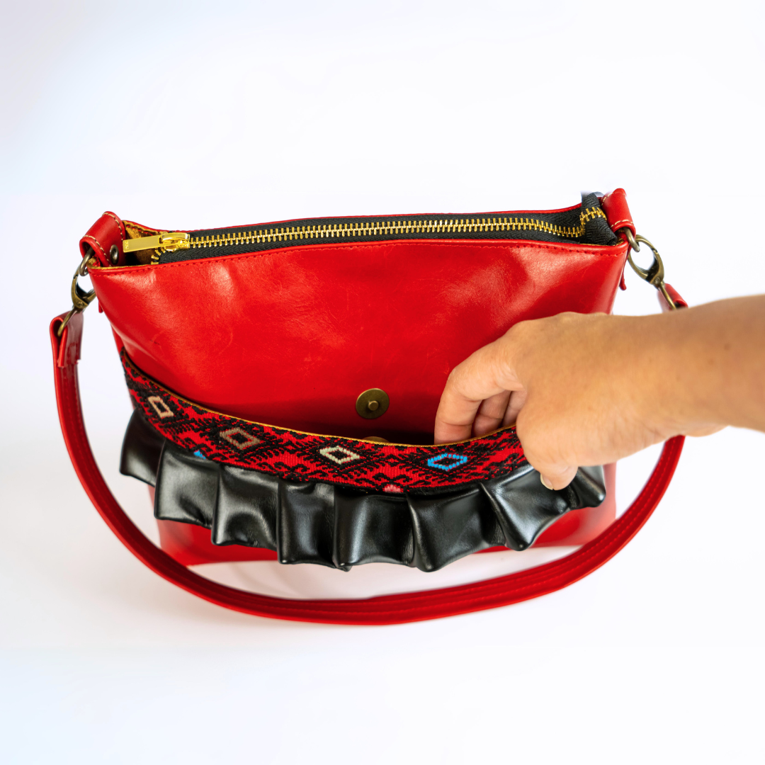 Bolso mini tote roja con negra Larrainzar