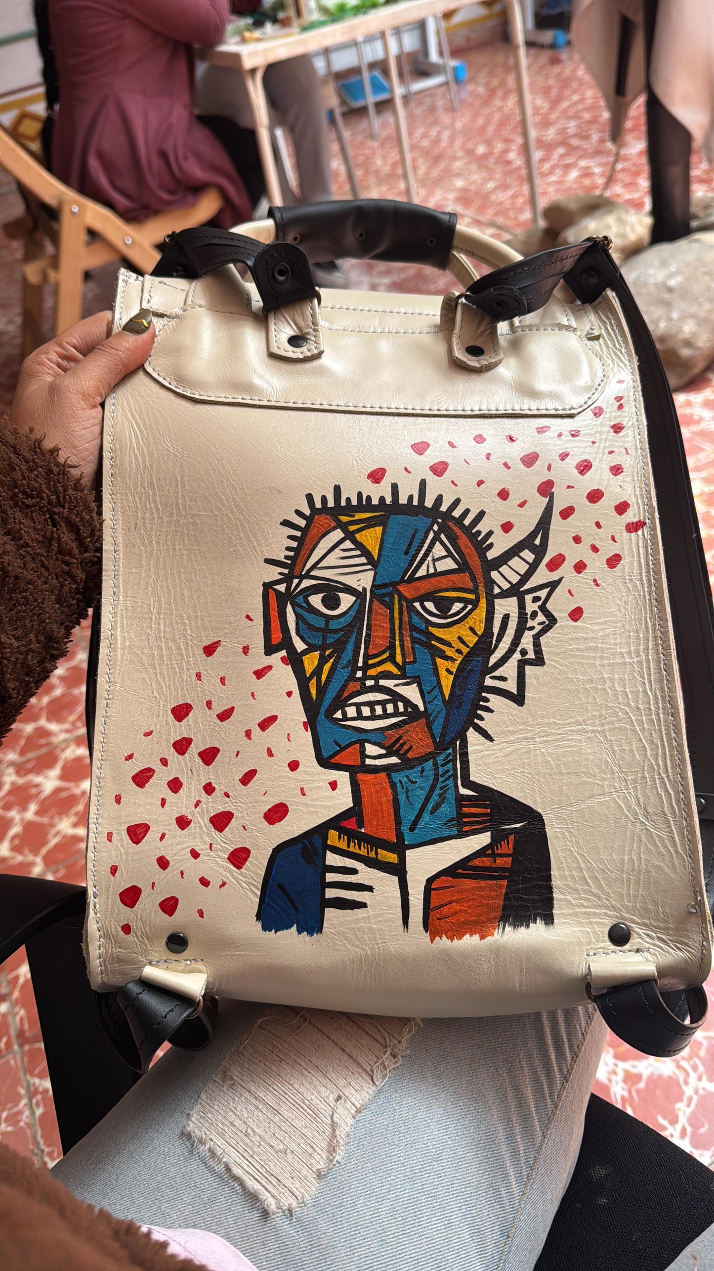 🎒 Mochila Zoe Pintada a Mano Edicion "Basquiat"
