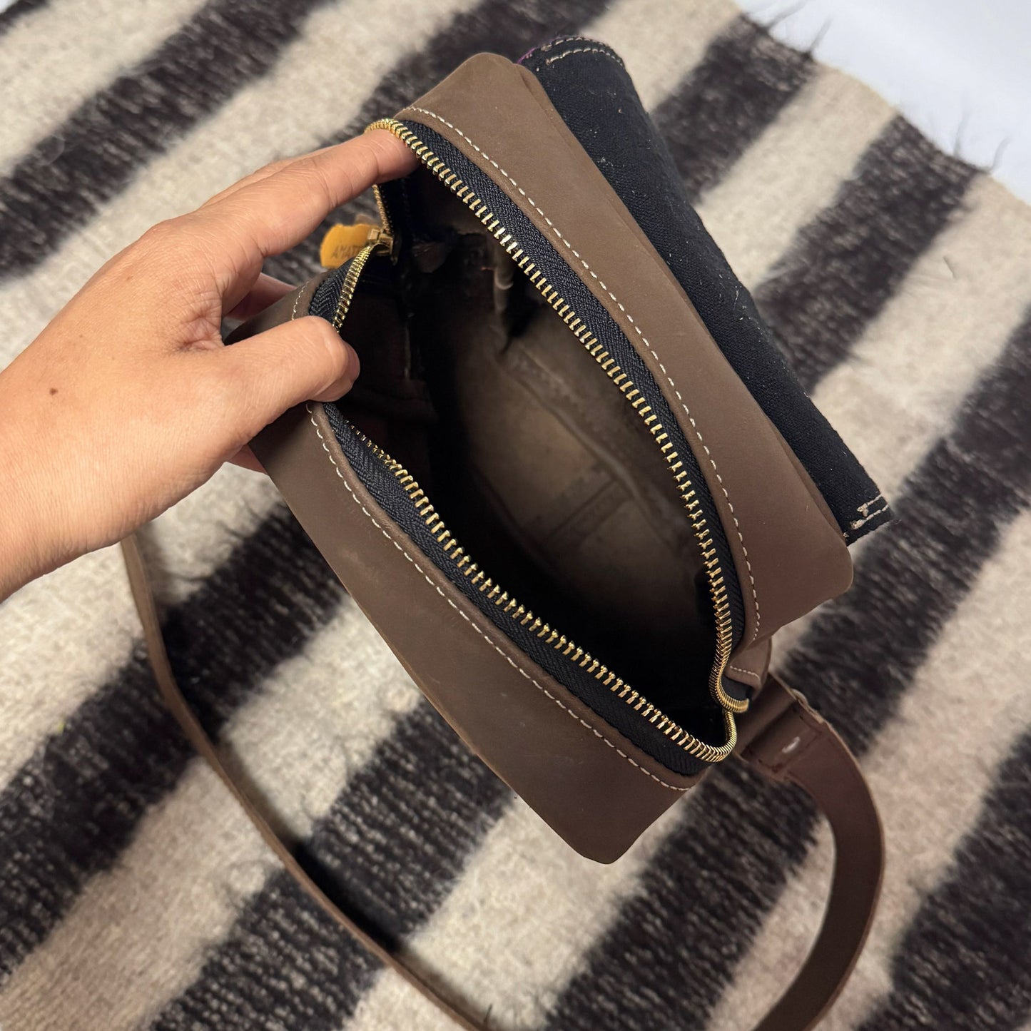 Crossbody NUCU iPad