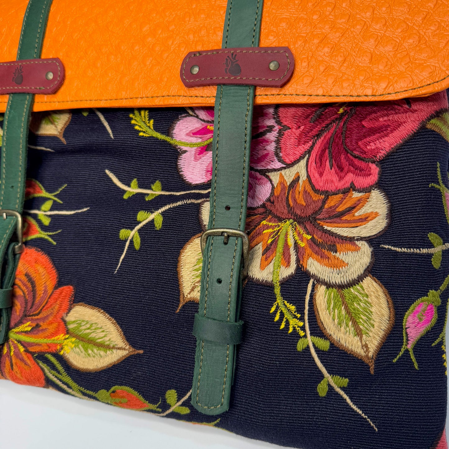 Maletín para Laptop con Textil.