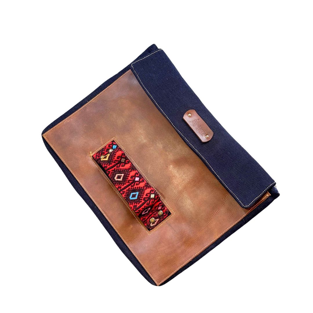 Maletín para Laptop “Raíz Textil”