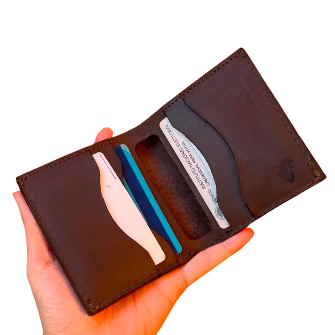 Cartera minimalista café