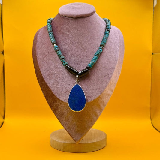 Collar Artesanal "LAPISLAZULI"