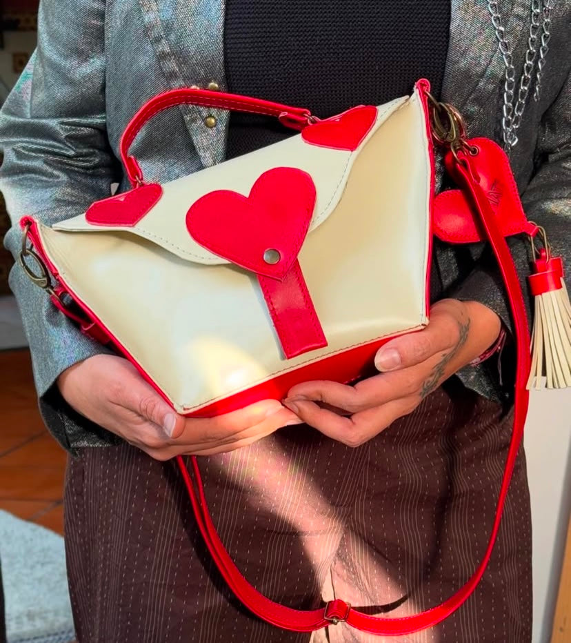 Bolso de corazones