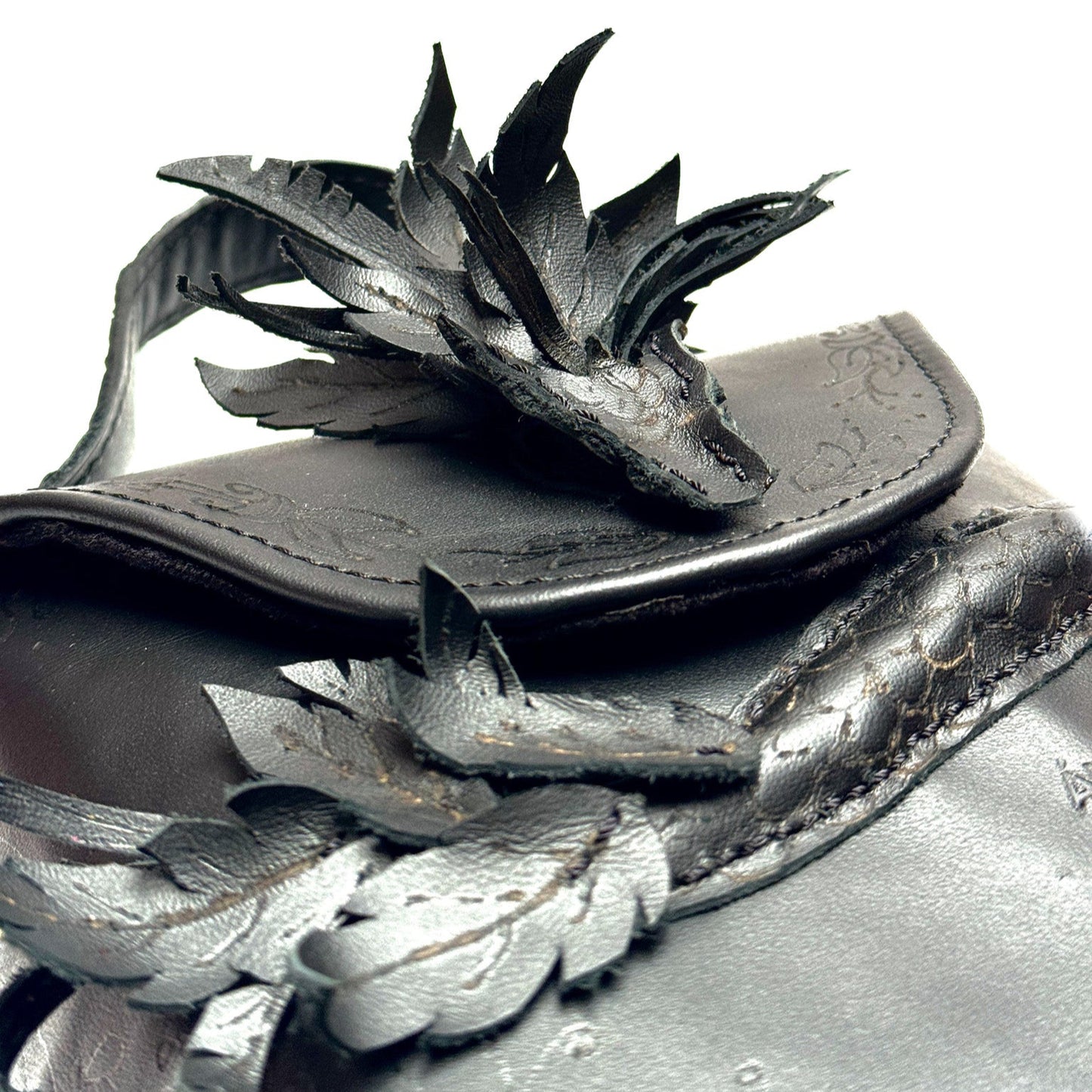 Loto "bolsa Dragonica Negra"