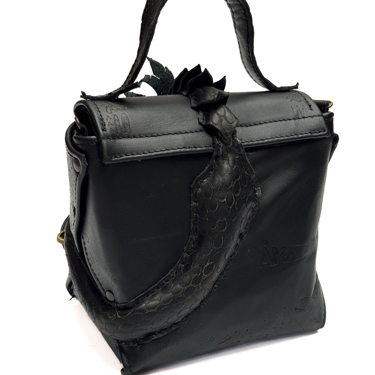 Loto "bolsa Dragonica Negra"